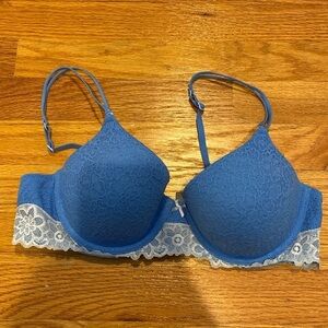 Aerie bra in blue and white. Size 36B